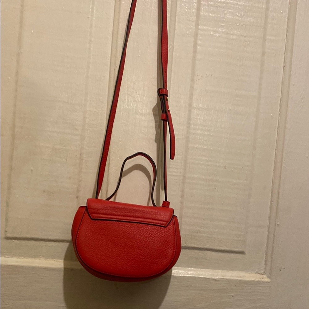 J.Crew 100% Vibrant Red Crossbody Bag with Saddle Shape and Gold Hardware - Picture 15 of 16